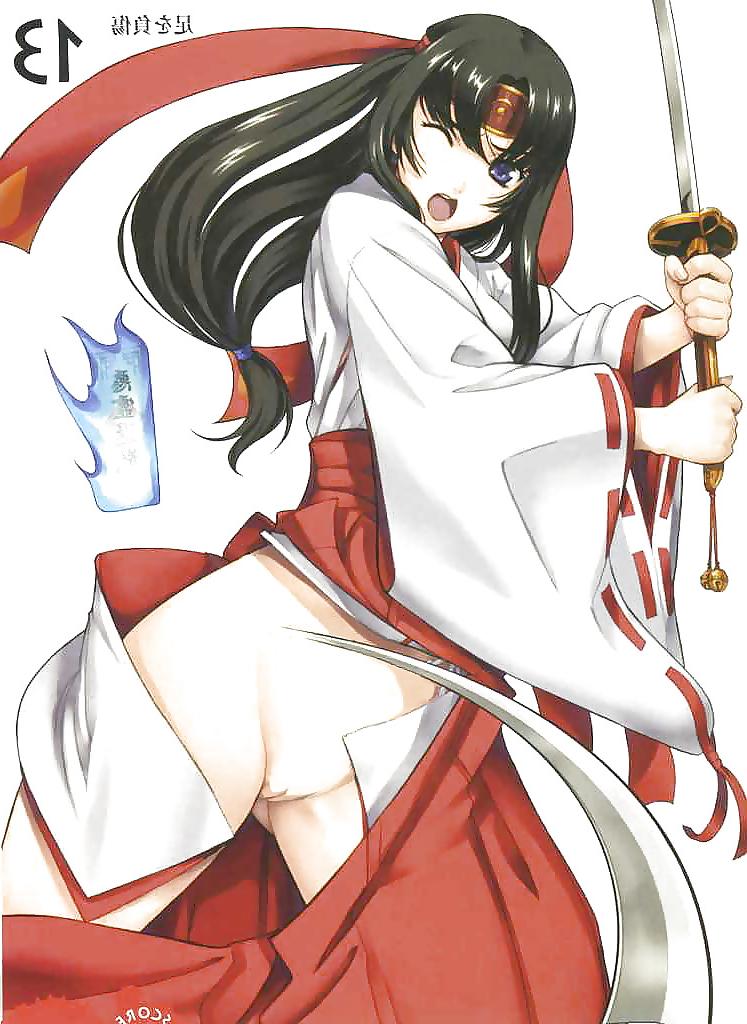 15P Queen's blade