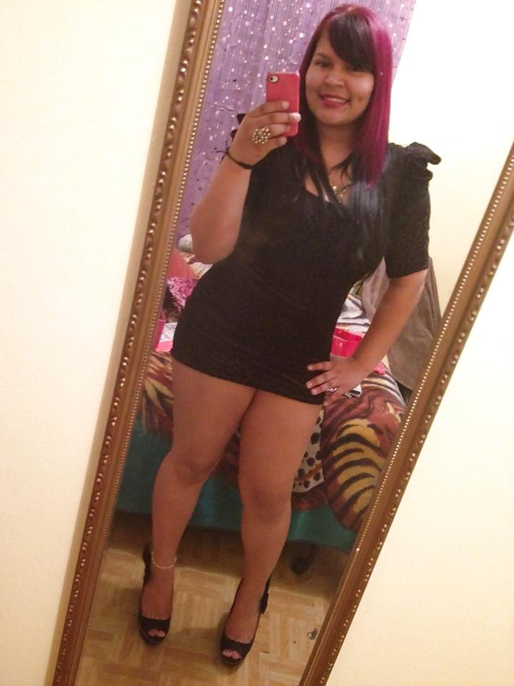 11P Chubby latina