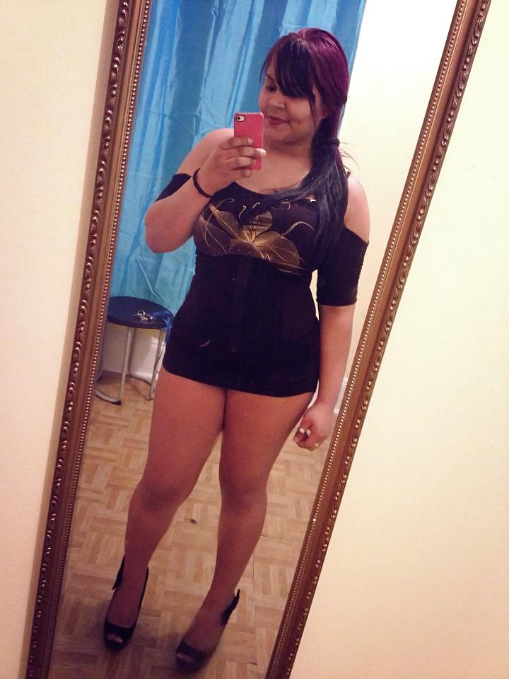 11P Chubby latina