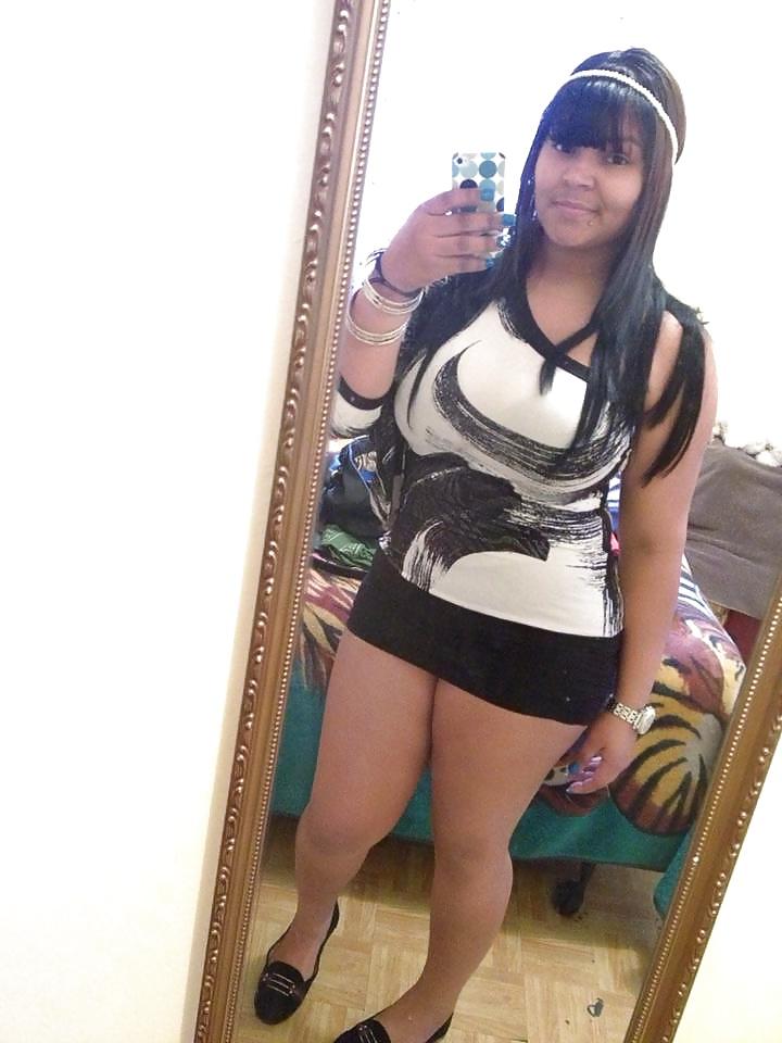11P Chubby latina