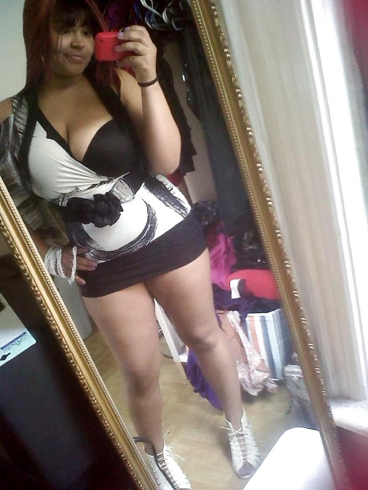 11P Chubby latina