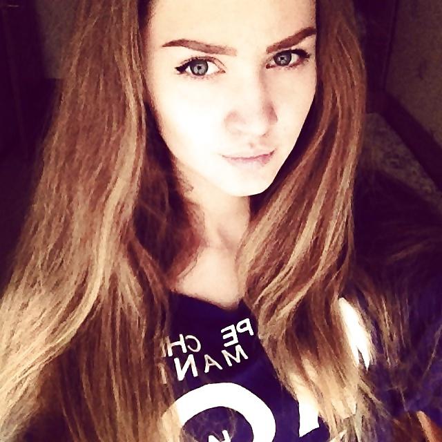 25P Russian stupid whore. Spoiled rich bitch