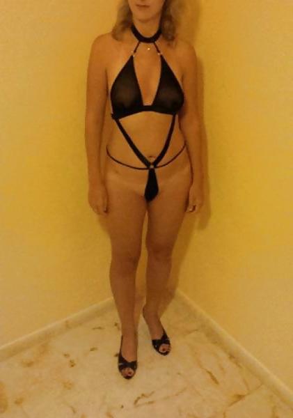 16P Kinky wife