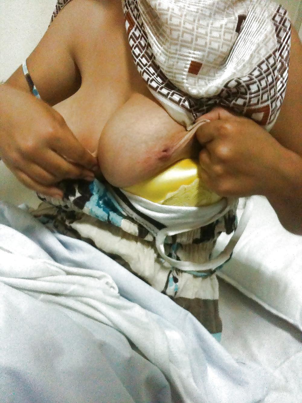 9P Arab bitch clinic doctor in egypt,shoubra part #2