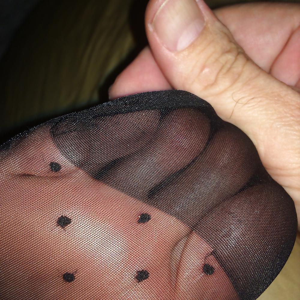 25P Wifes sexy nylon feet
