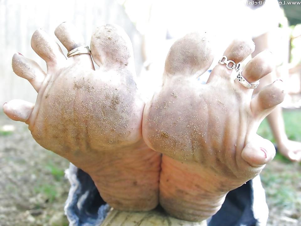 25P Sexy Lexi Feet Stinks So Bad I Love It 