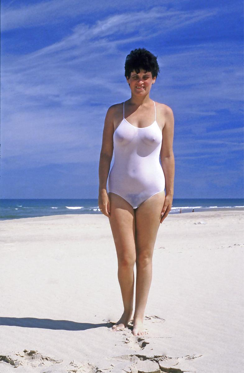 25P Real Amateurs on Their Holidays! 4