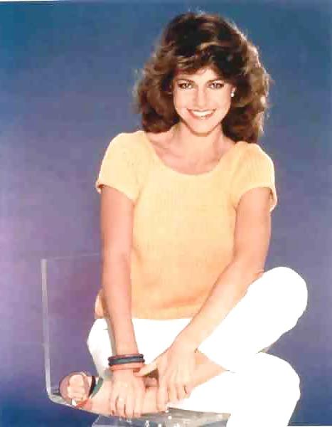 10P Sally Field's size 6 feet