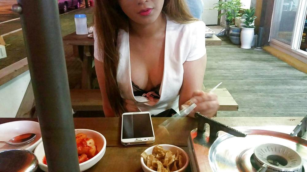 25P Korean women flashing in public 8