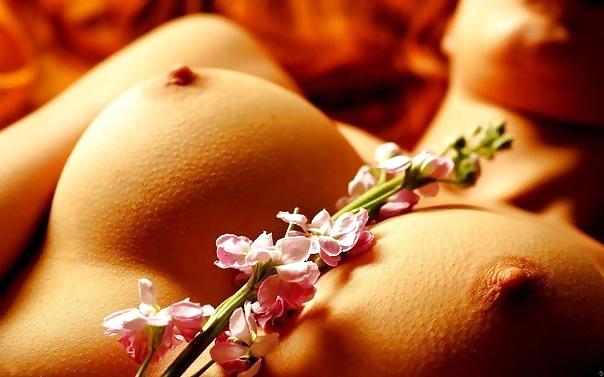 25P Great Natural Big Tits Very Very Nice