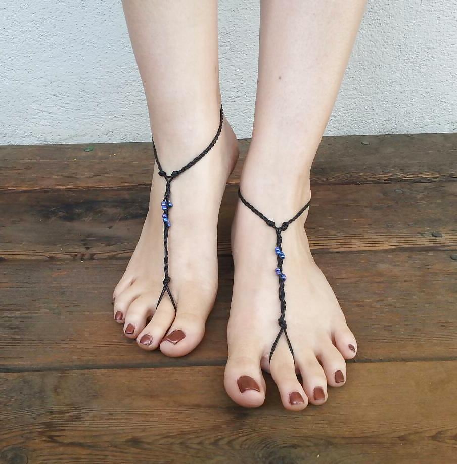 25P Hippie Goddess Feet 