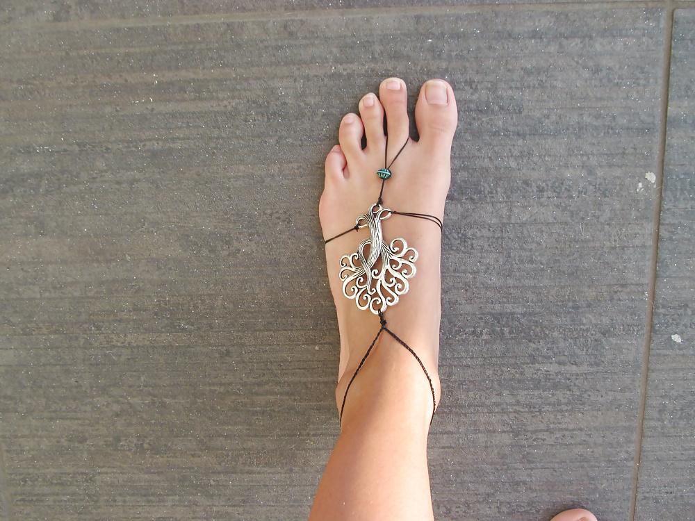 25P Hippie Goddess Feet 