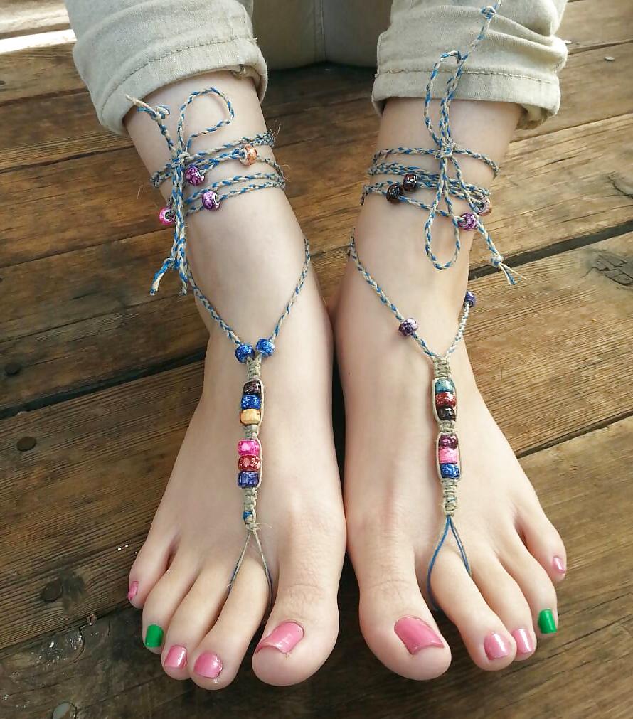 25P Hippie Goddess Feet 