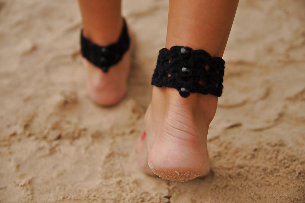 25P Hippie Goddess Feet 