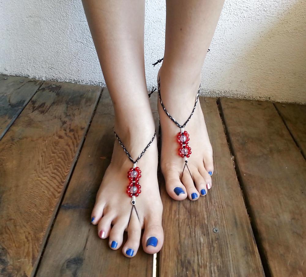 25P Hippie Goddess Feet 