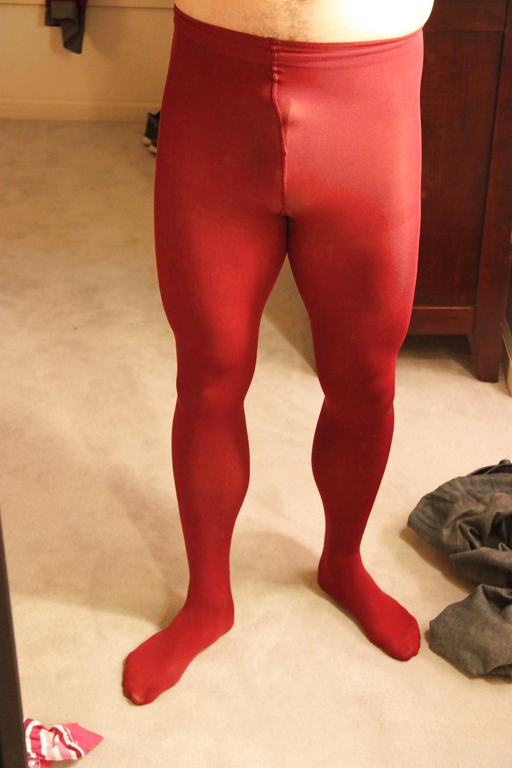 23P Pantyhose play and cummm...