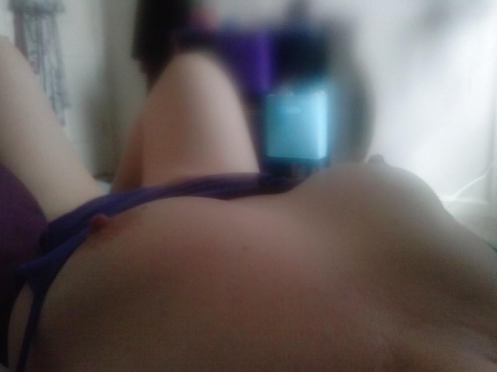 25P Nipple Play!