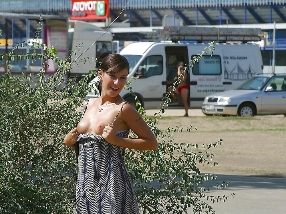 25P Flashing In Public 6