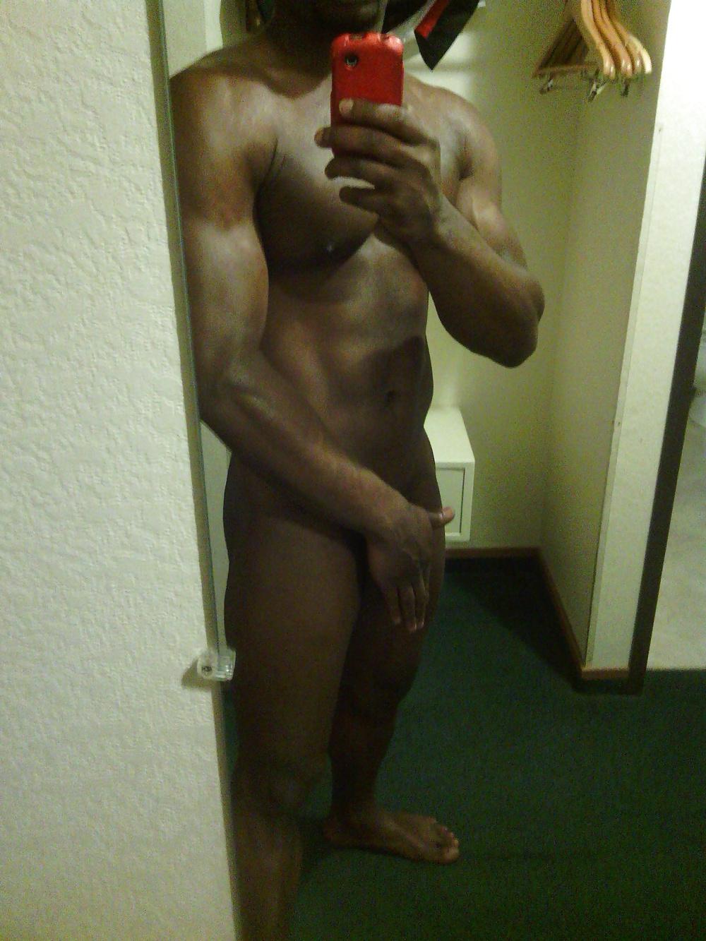 10P Ready To Punish Dat Pussy