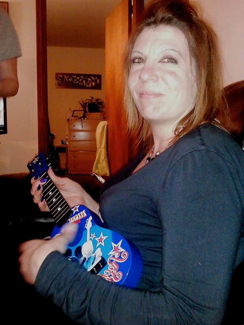 25P Hormy mom and swing Elly
