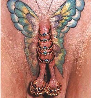 25P Vaginal jewelry and art (pretty pussies)