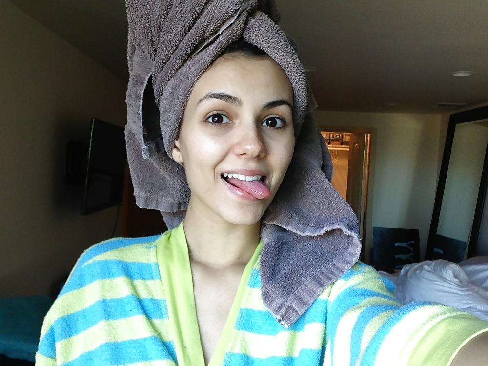 25P Part 2 Real Victoria Justice Nude Naked Sexy