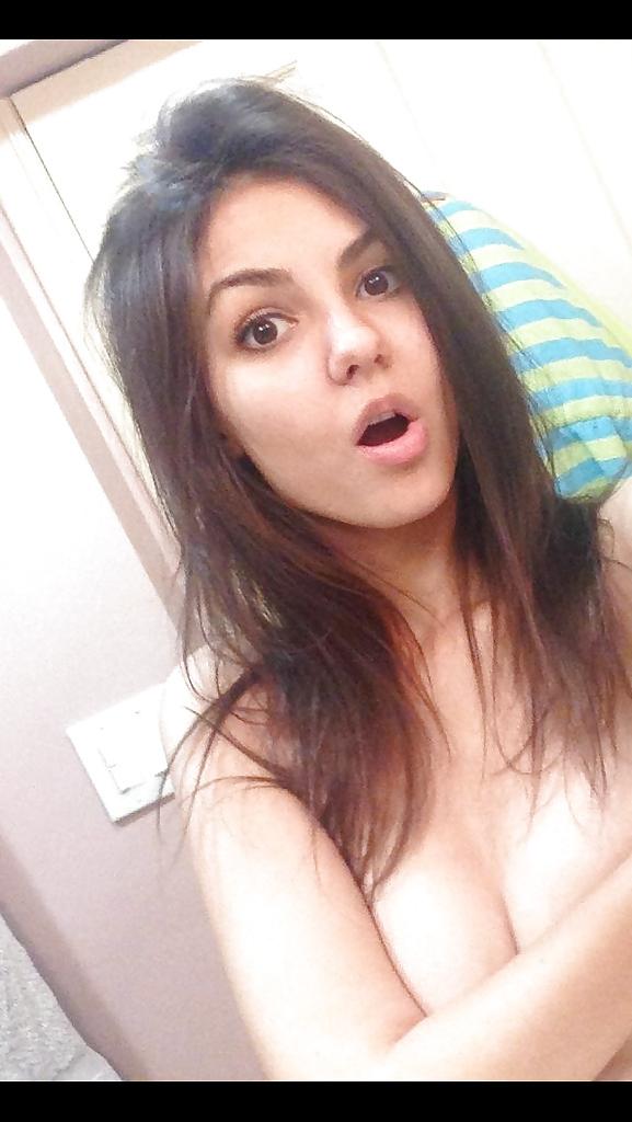 25P Part 2 Real Victoria Justice Nude Naked Sexy