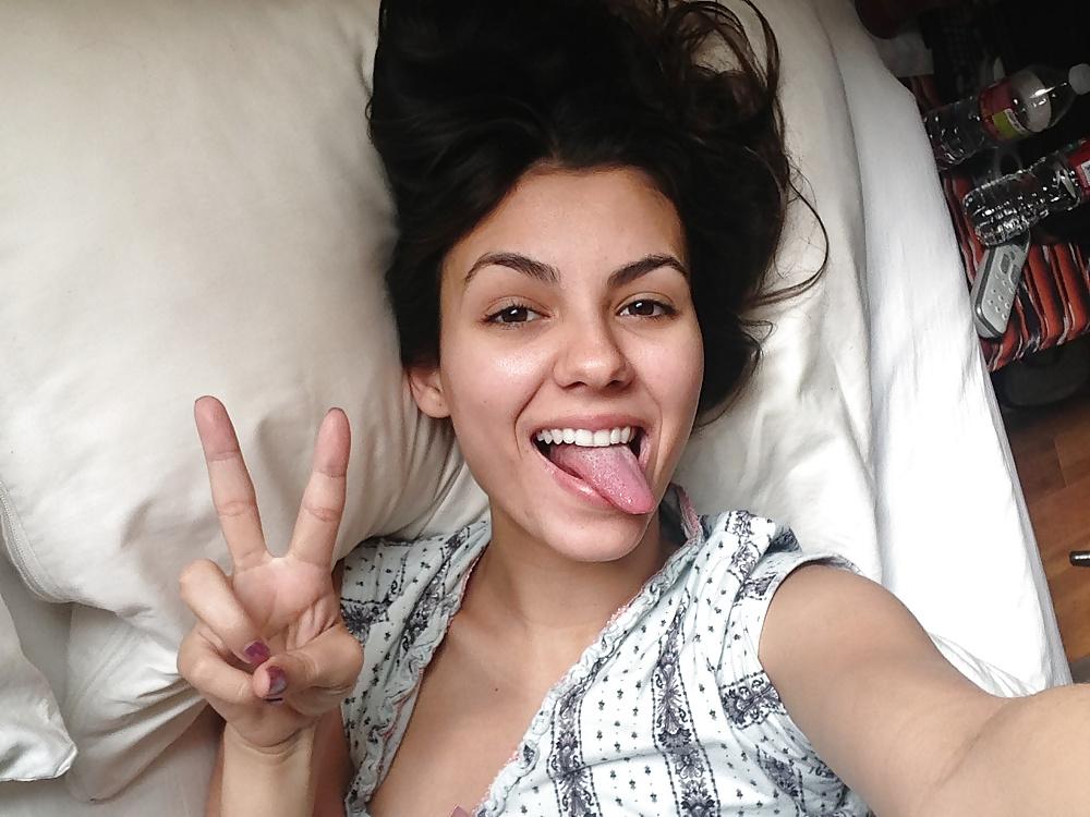 25P Part 2 Real Victoria Justice Nude Naked Sexy