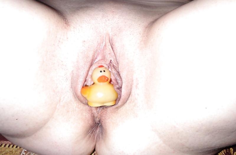 12P Slut wife likes to play