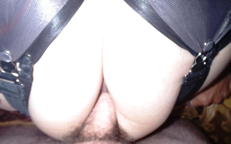 12P Slut wife likes to play