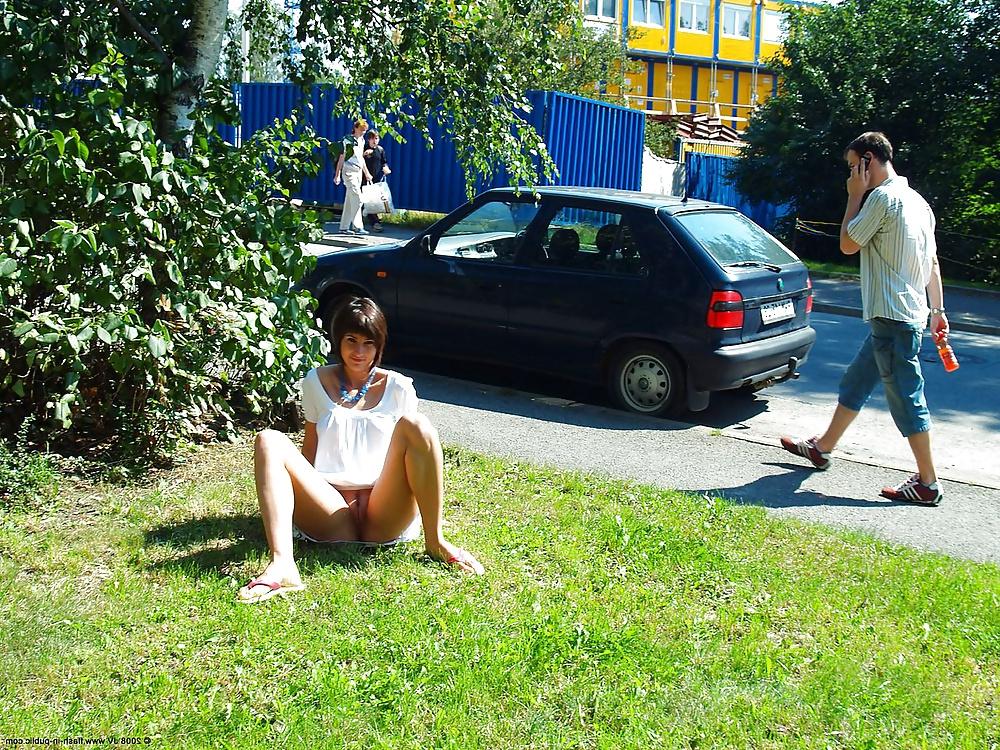 25P Teen in public