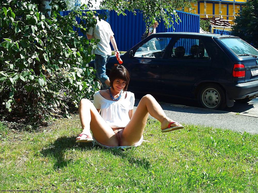 25P Teen in public