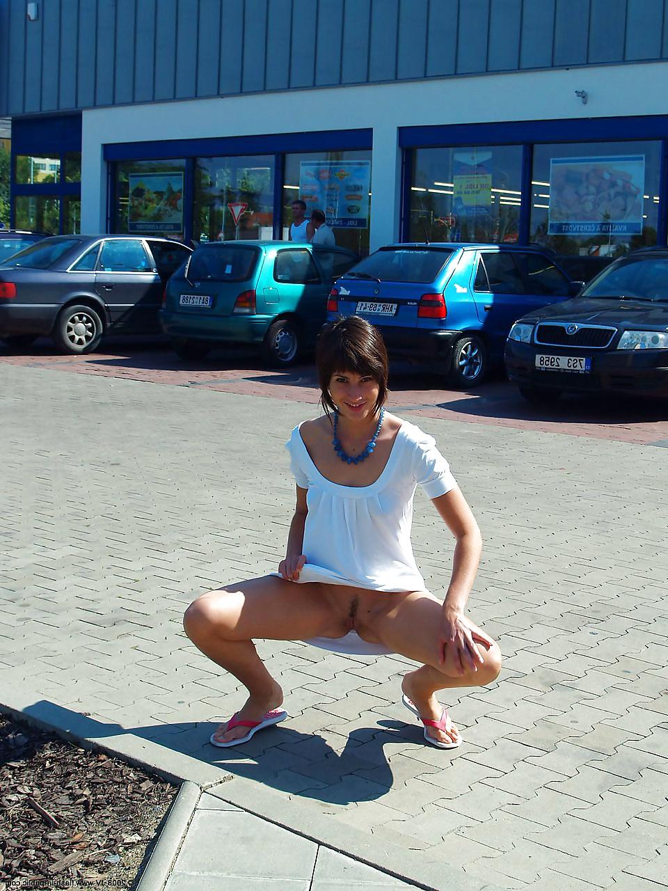 25P Teen in public