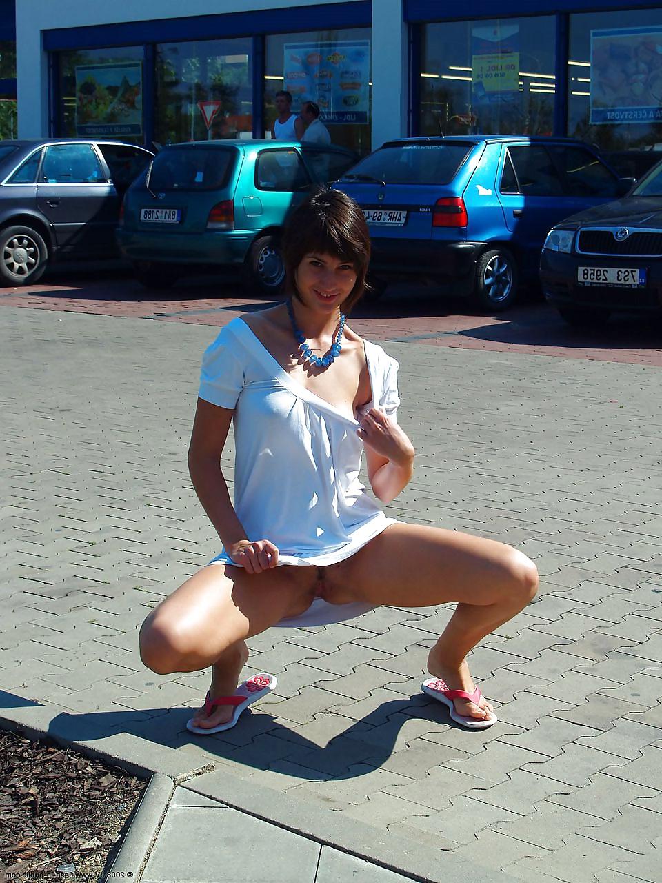 25P Teen in public