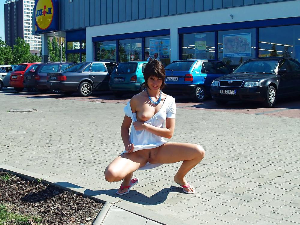 25P Teen in public