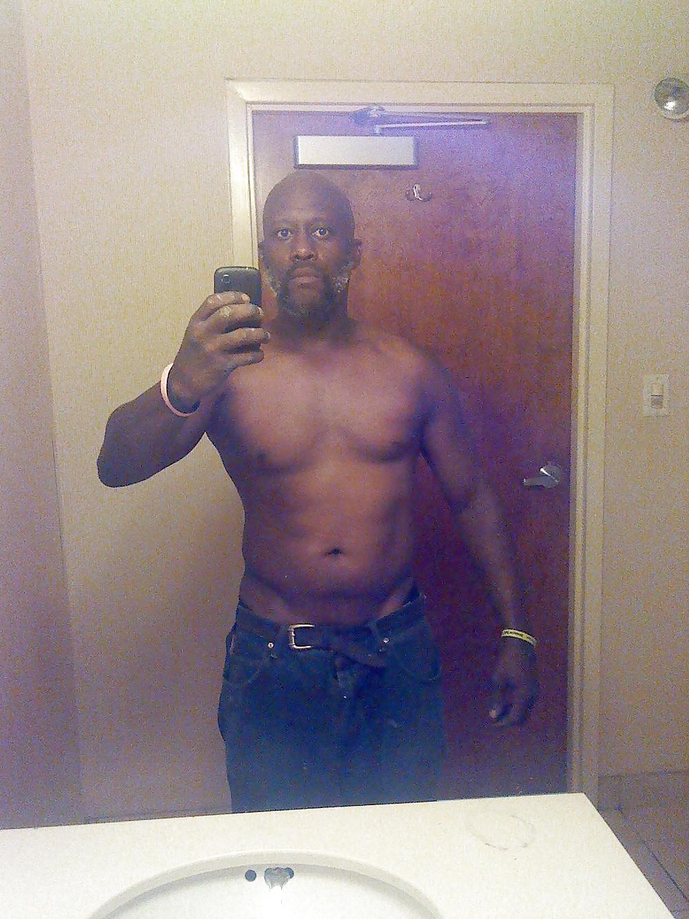 5P Don't you wanna play in all that pussy!! 