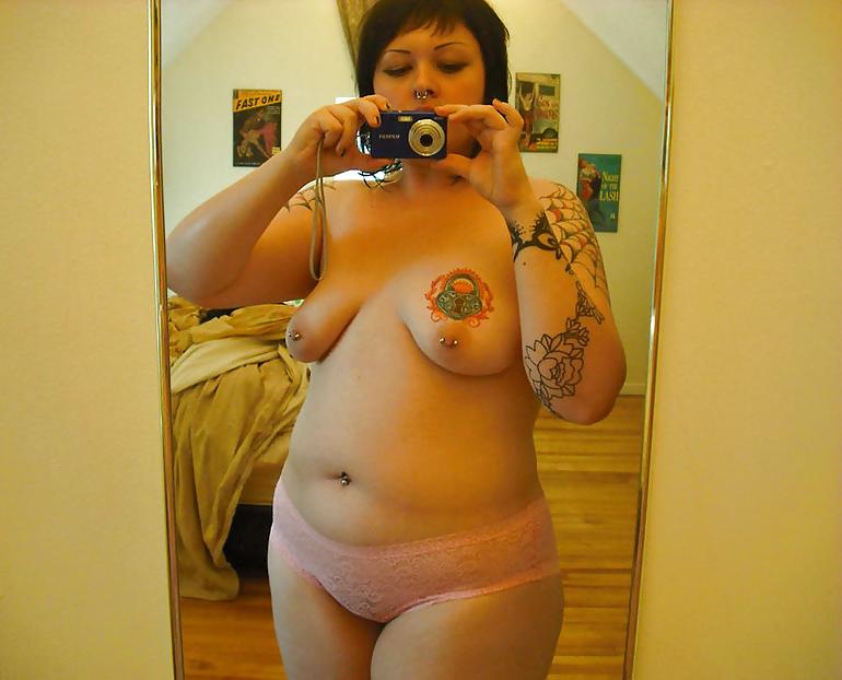 21P Amateur chubby Selfshots