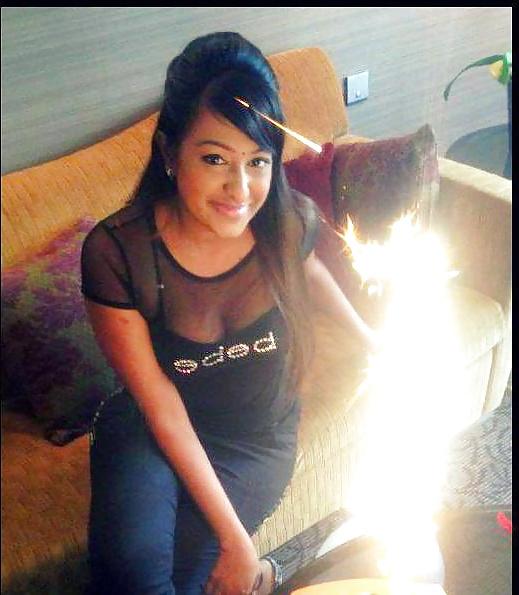 5P Malaysian Indian Girl Bitch Saras Reena