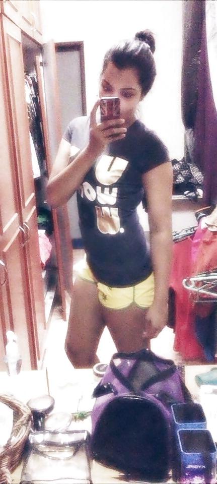 25P Malaysian Indian Girl Bitch 1233