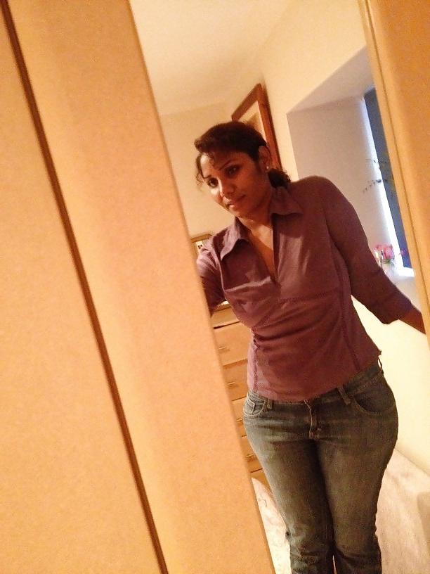 25P Malaysian Indian Girl Bitch 1233
