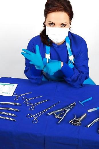 25P Only medical gloves