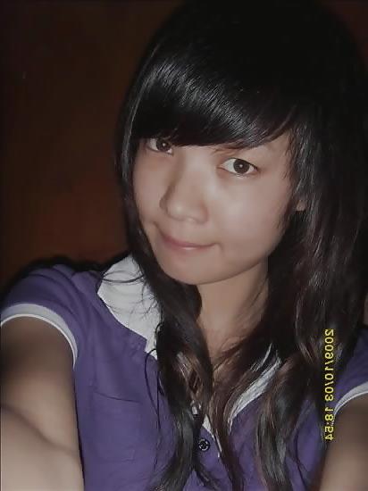 14P Beautiful Chinese had some flashing moments