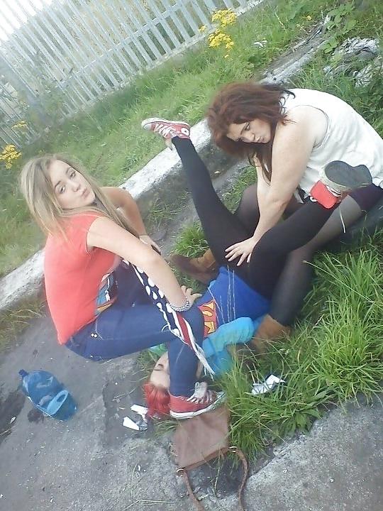 25P Fat boobed chav miss piggy