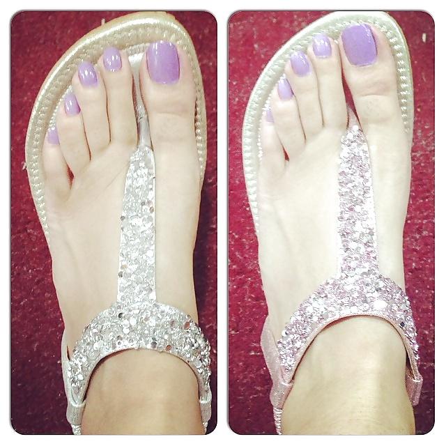 25P Paki, indian, bengali, hijabi feet, toes and heels Part 1 