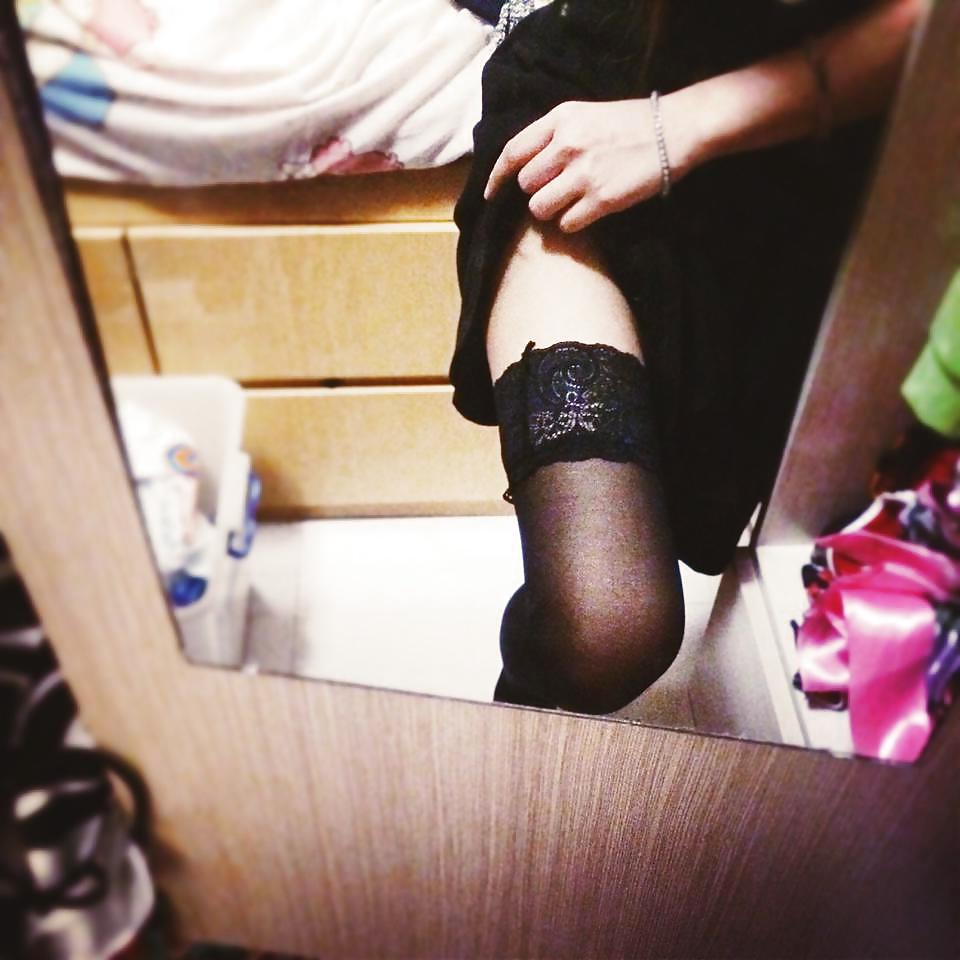 19P Feet, nylons, high heels, legs, cum
