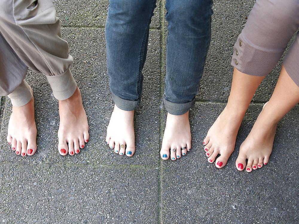 16P Teen Feet .. still sexier than Boobs !