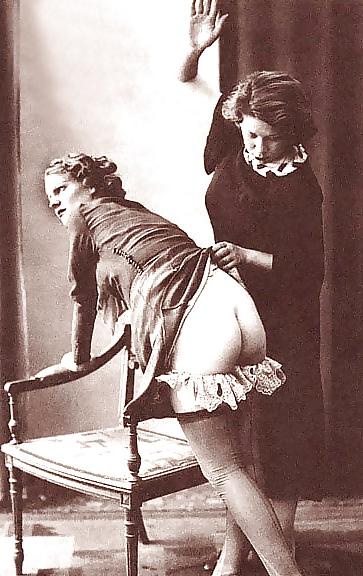 24P Ladies in, but mostly out of, their Vintage Style Knickers