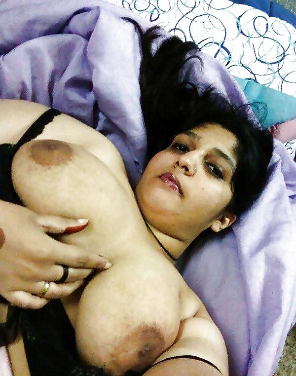 25P Indian Chubby College Girl Hindi Hindu Desi Paki Bangladeshi