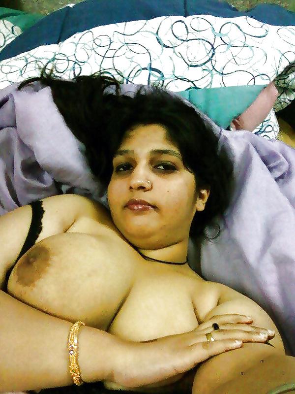 25P Indian Chubby College Girl Hindi Hindu Desi Paki Bangladeshi