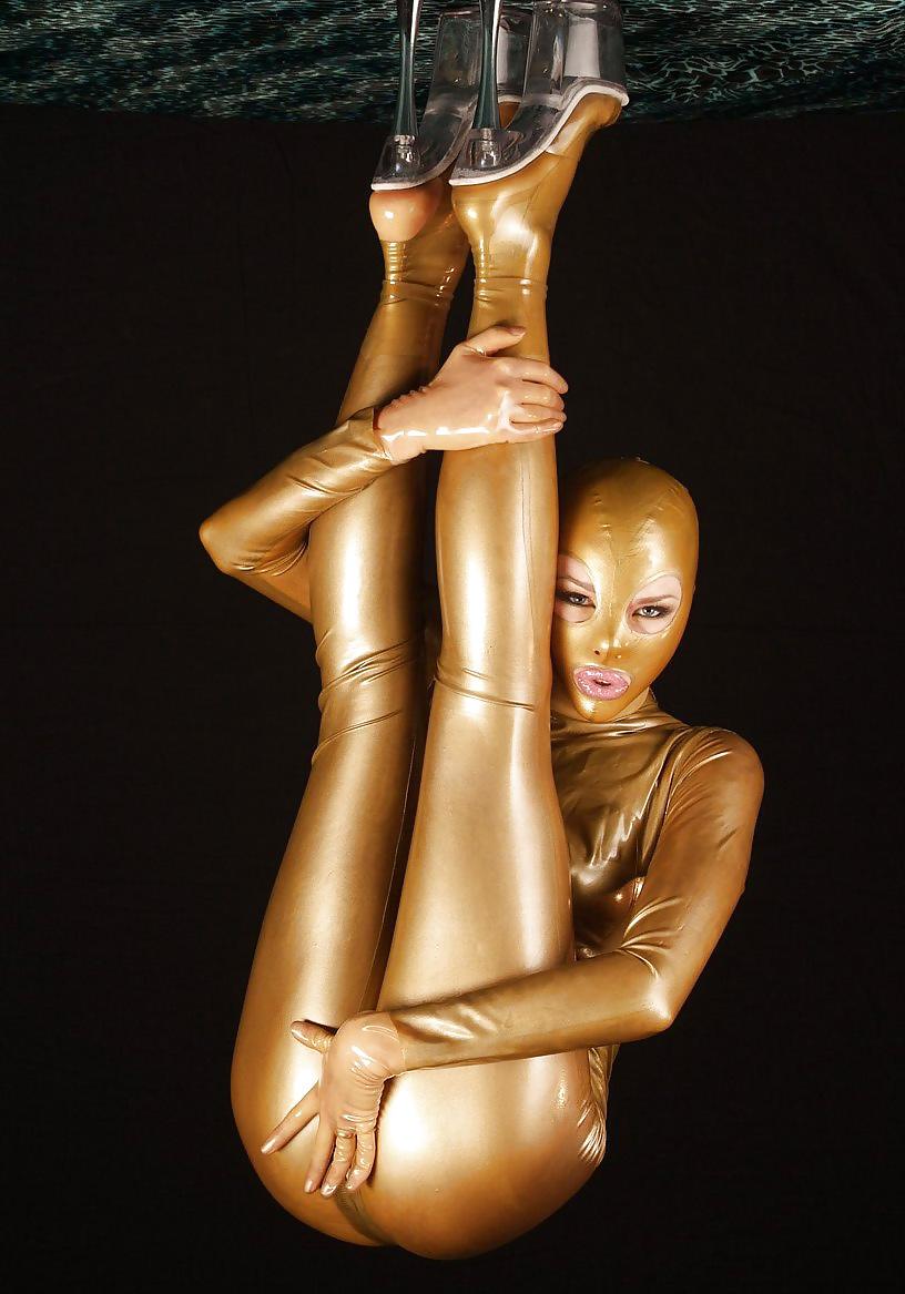 25P Bizarre Shiny Latex lovelies